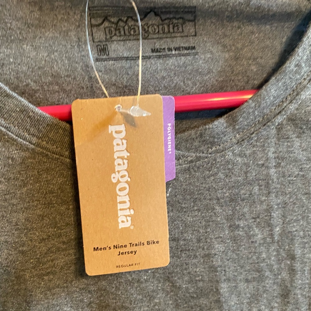 *NEW* PATAGONIA MEN’S NINE TRAILS BIKE JERSEY